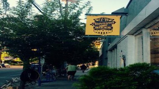 Abraham Fixes Bikes in Portland