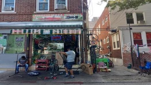 Emergencia para bicicletas in Flushing
