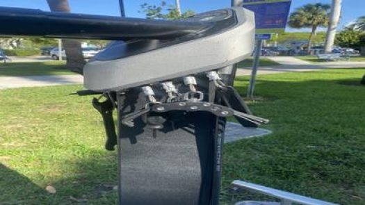 Free Saris Deluxe Public bicycle Work Stand in Miami Beach Row 44 2