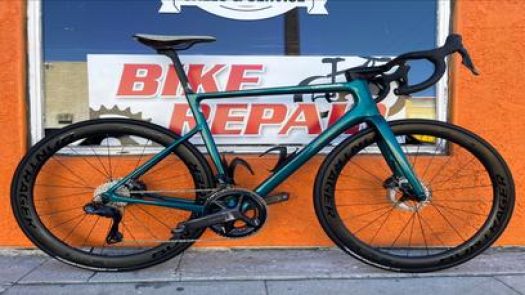 KJs Bike Shop Inc in Los Angeles Row 14 2