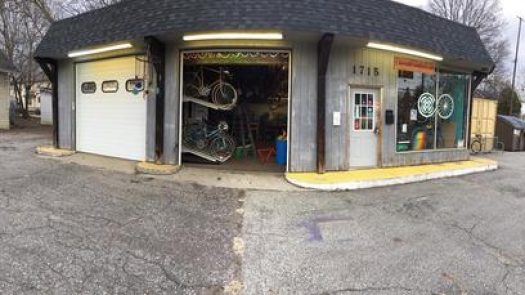 Lansing Bike Co op in Lansing Row 535 2