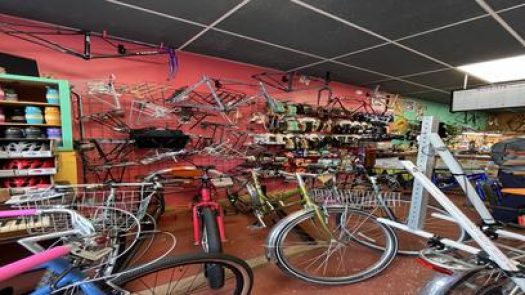 Scenic Routes Community Bicycle Center in San Francisco Row 94 2