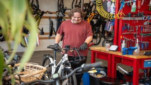 The New Wheel Service Center in San Francisco Row 101 2